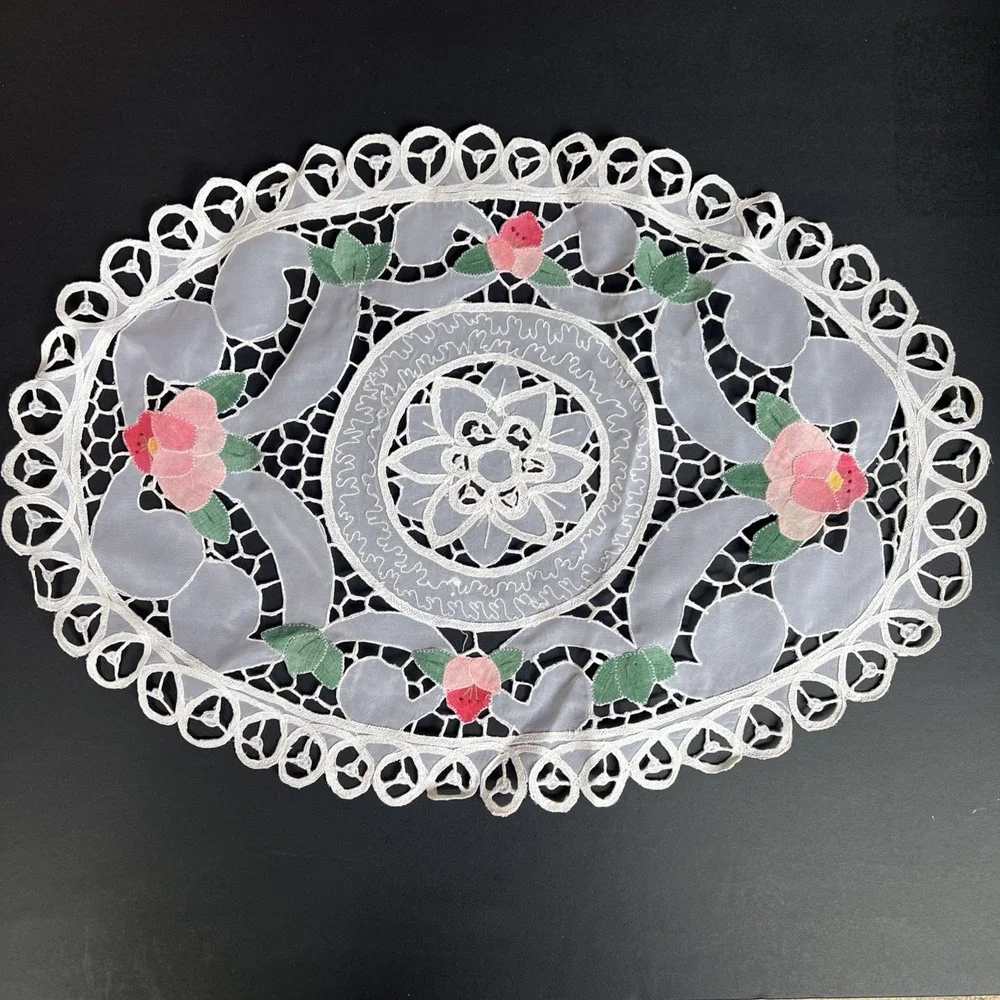 VTG Embroidered Lace Applique Placemats Set 4 Pink Floral Sheer Cottage Chic NEW